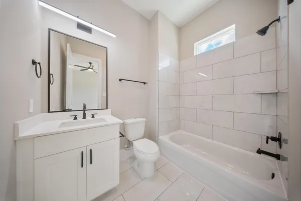 $334,900 | 4013 Griggs Road, Unit B, Houston, TX 77021