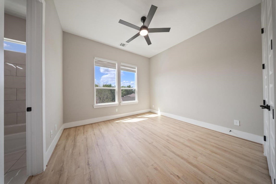 4013 Griggs Road, Unit B Houston, TX 77021 - Photo 15 of 24