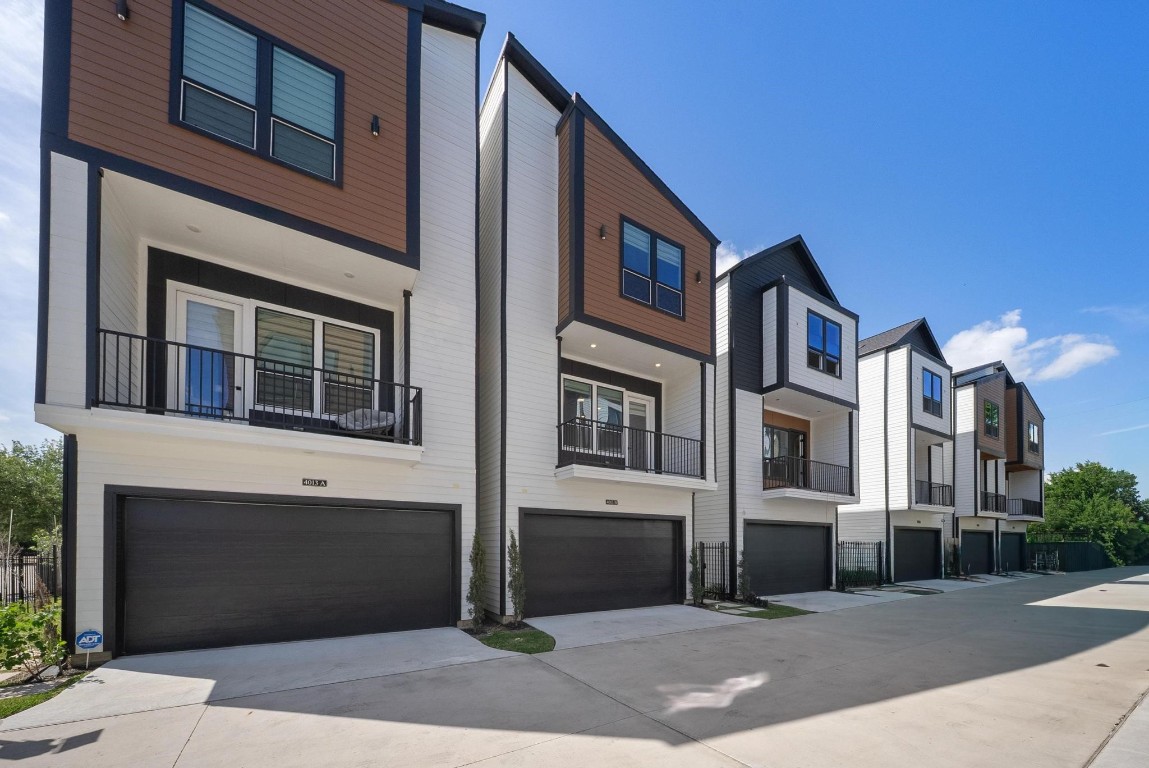 4013 Griggs Road, Unit B Houston, TX 77021 - Photo 2 of 24