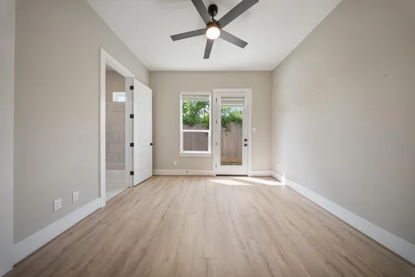 $334,900 | 4013 Griggs Road, Unit B, Houston, TX 77021