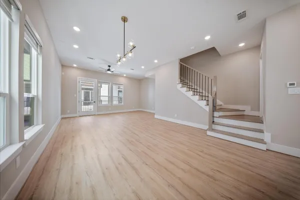 $334,900 | 4013 Griggs Road, Unit B, Houston, TX 77021