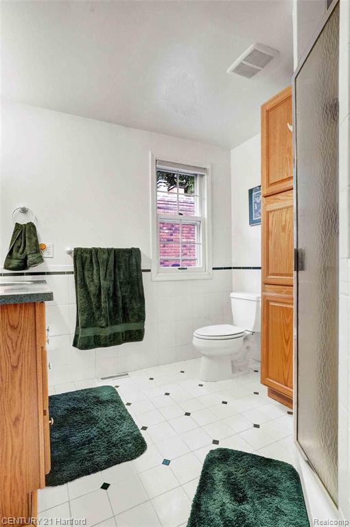 35767 Congress Road Farmington Hills, MI 48335 - Photo 34 of 42
