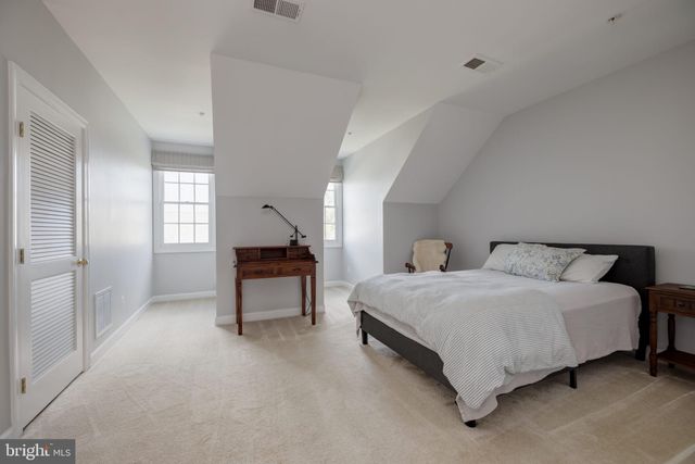 $790,000 | 5232 Tancreti Lane, Alexandria, VA 22304