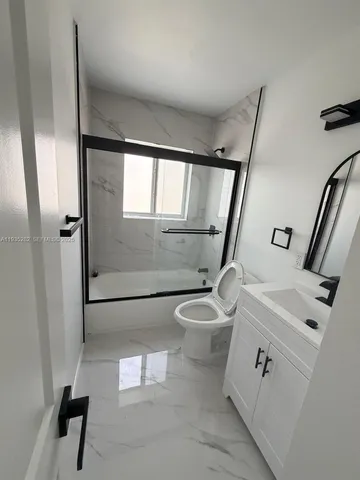 $3,550 | 3860 Northwest 208th Street, Miami Gardens, FL 33055