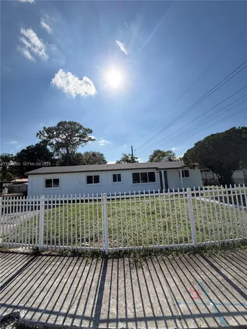 $3,550 | 3860 Northwest 208th Street, Miami Gardens, FL 33055