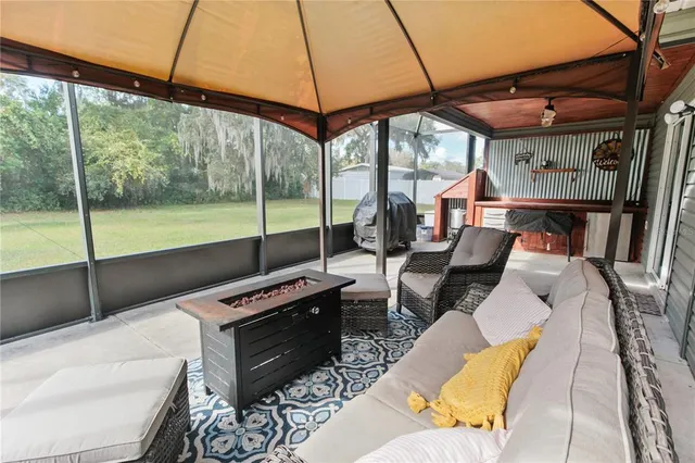 $325,000 | 6312 Central Avenue, Coleman, FL 34785