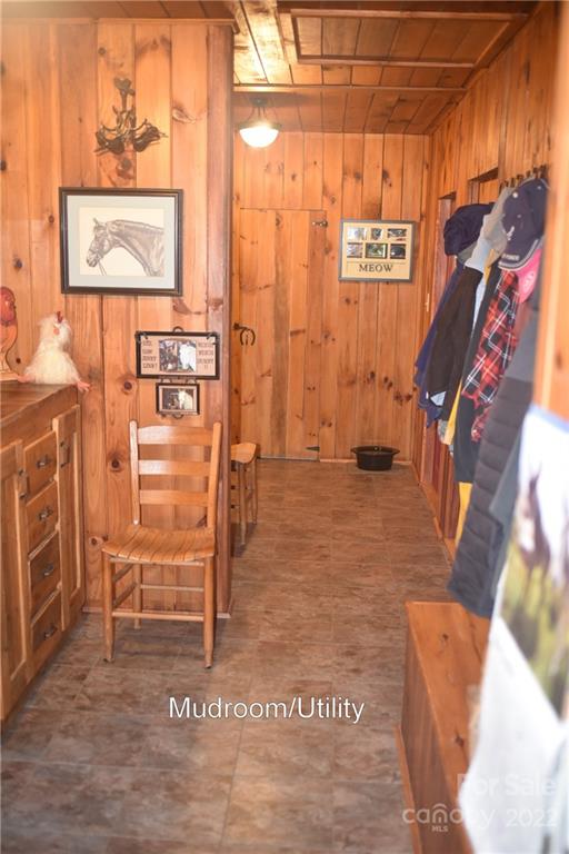 1275 Southwest North Fork Road Southwest Marshall, NC 28753 - Photo 19 of 31 Gallery Image 19