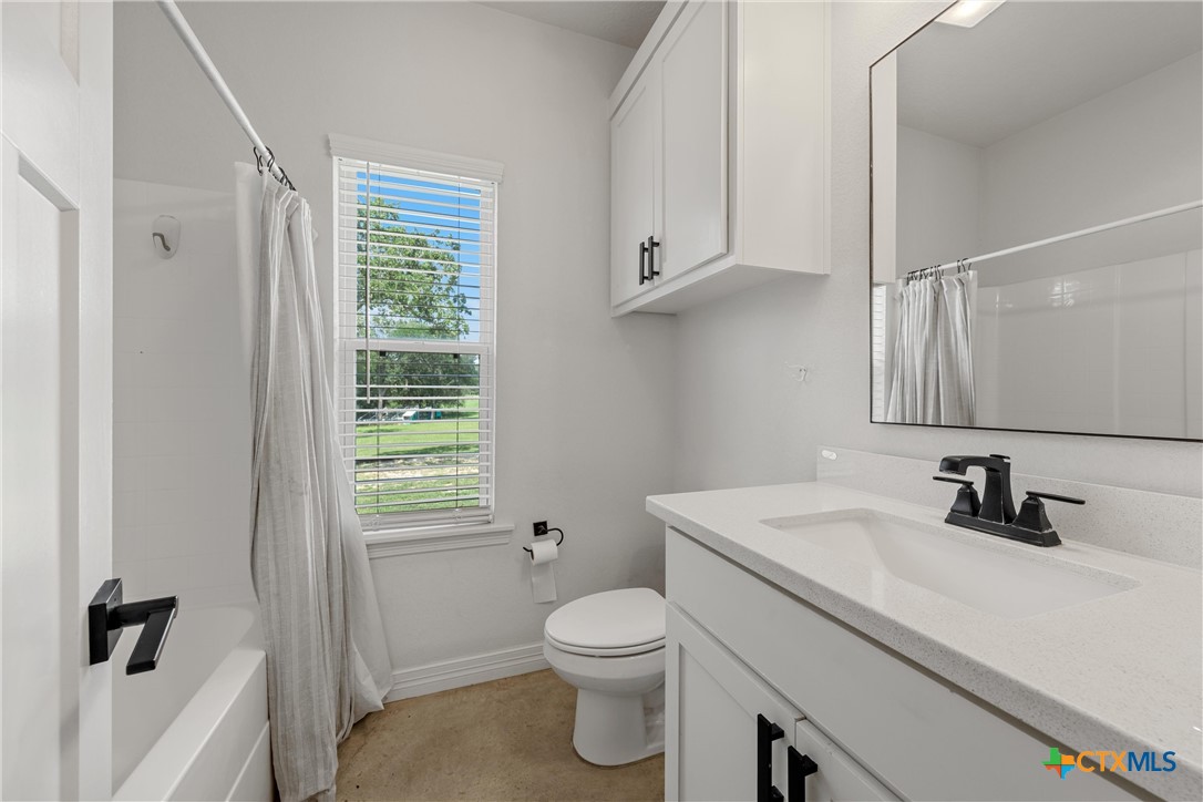 495 Cox Hollow Road Gause, TX 77857 - Photo 22 of 35