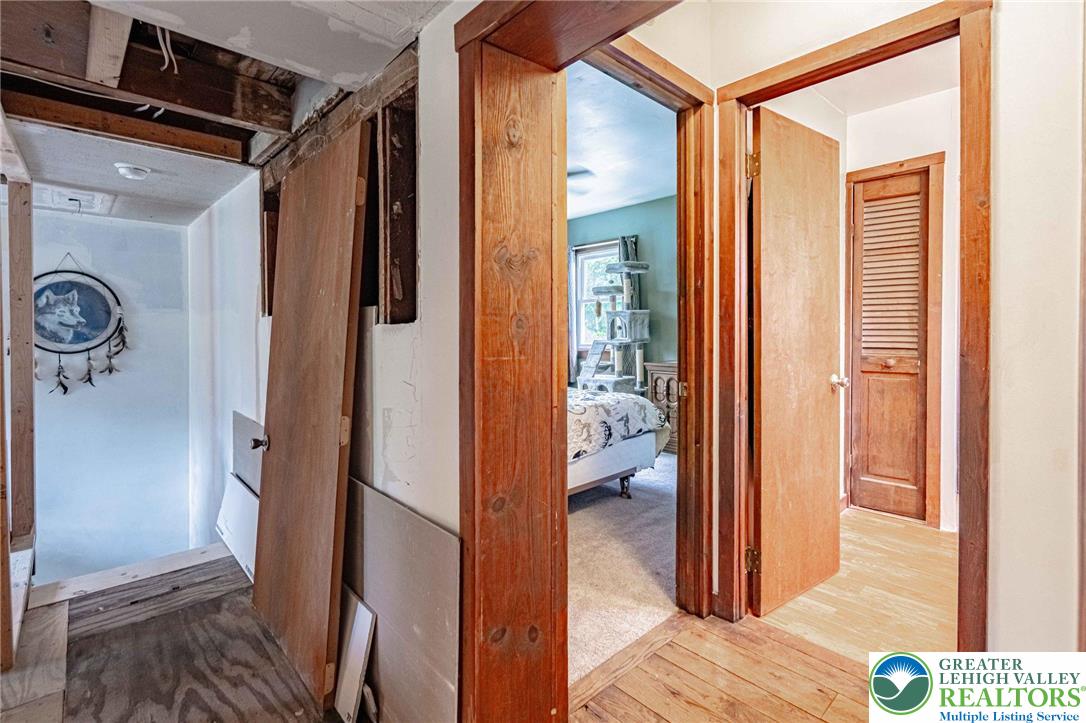 2015 Leithsville Road Hellertown, PA 18055 - Photo 19 of 41