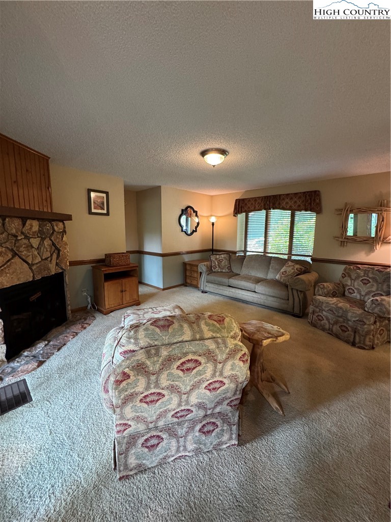175 Ridgeview Road, Unit 2 Sugar Mountain, NC 28604 - Photo 1 of 20 Gallery Image 1
