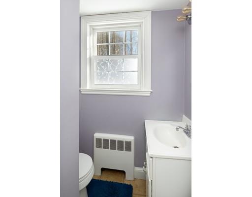 62 Colgate Road Newton, MA 02462 - Photo 10 of 17