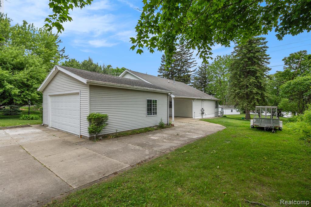 3277 Baldwin Road Metamora, MI 48455 - Photo 24 of 40