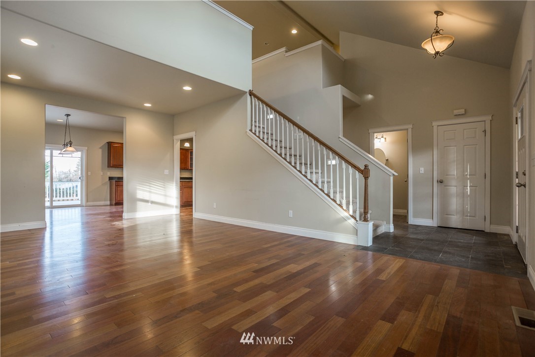 3702 West 7th Street Anacortes, WA 98221 - Photo 14 of 23