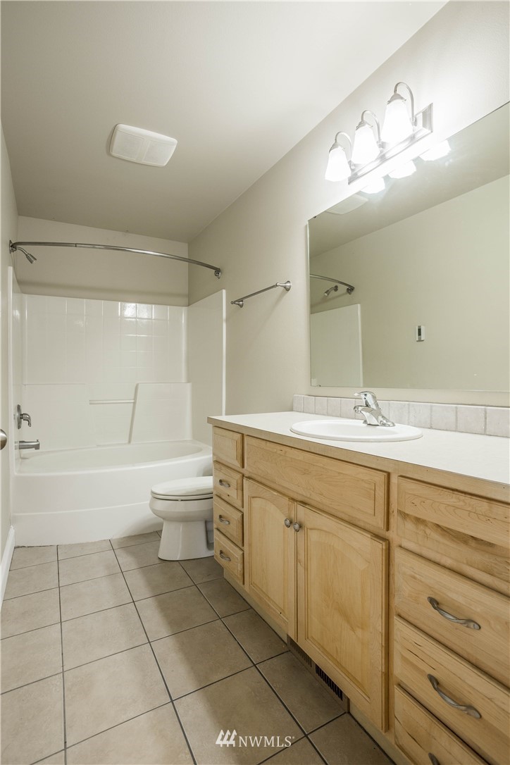 3702 West 7th Street Anacortes, WA 98221 - Photo 19 of 23