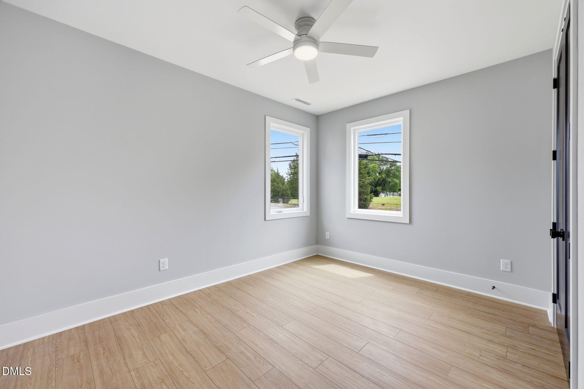 521 Coleman Street Raleigh, NC 27601 - Photo 44 of 54 55-web-or-mls-IMG_4160