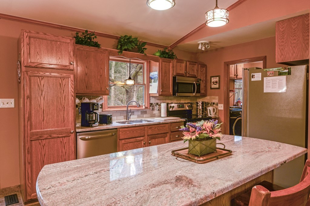 4044 Wears Cove Road Sevierville, TN 37862 - Photo 19 of 26 Gallery Image 19