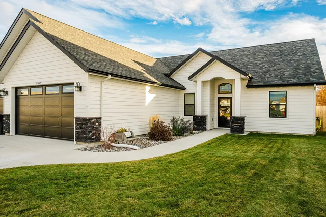 $549,000 | 1332 Silverton Drive, Ranchester, WY 82839
