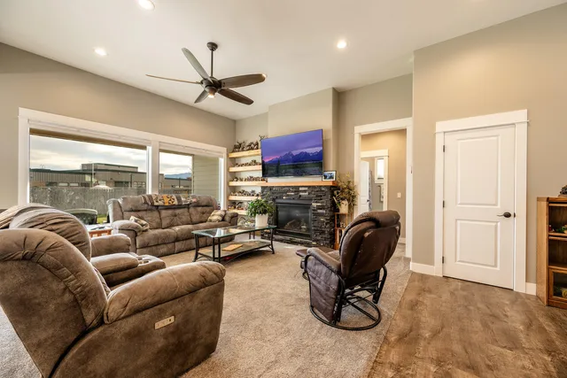 $549,000 | 1332 Silverton Drive, Ranchester, WY 82839