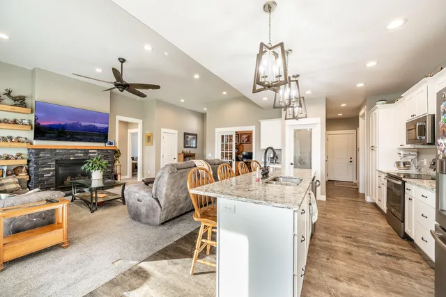 $549,000 | 1332 Silverton Drive, Ranchester, WY 82839