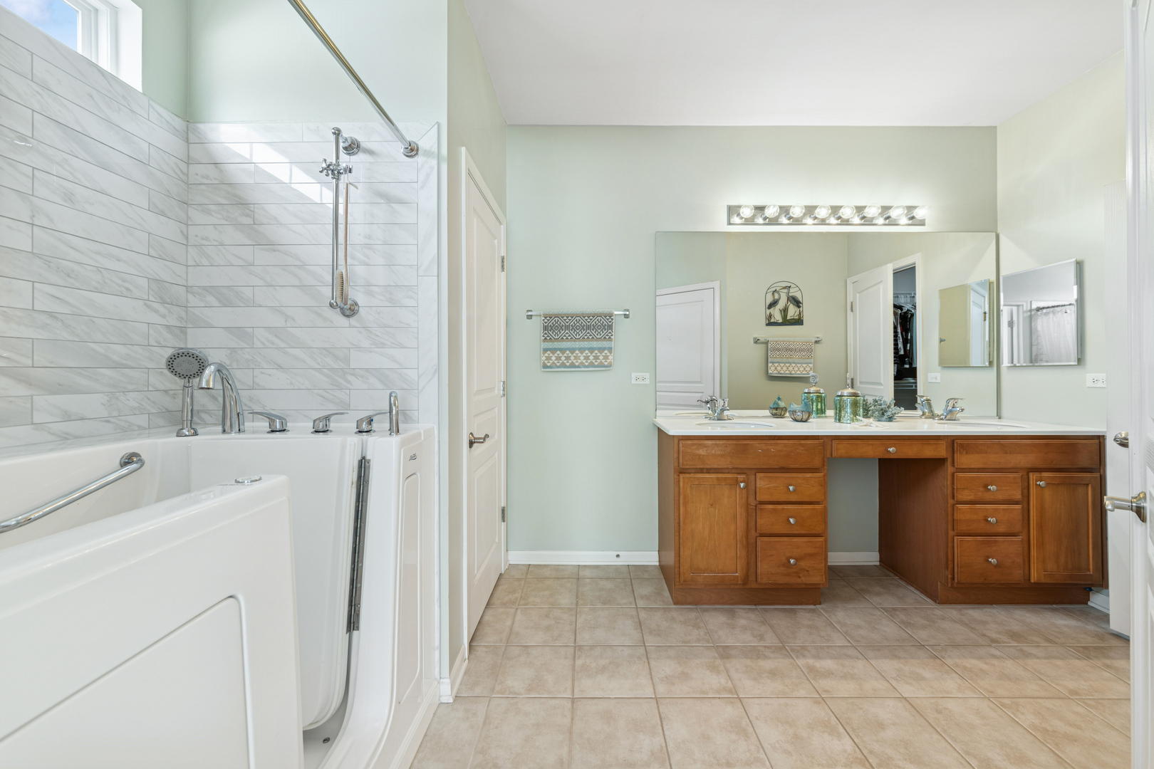 2535 Rolling Ridge Elgin, IL 60124 - Photo 14 of 20