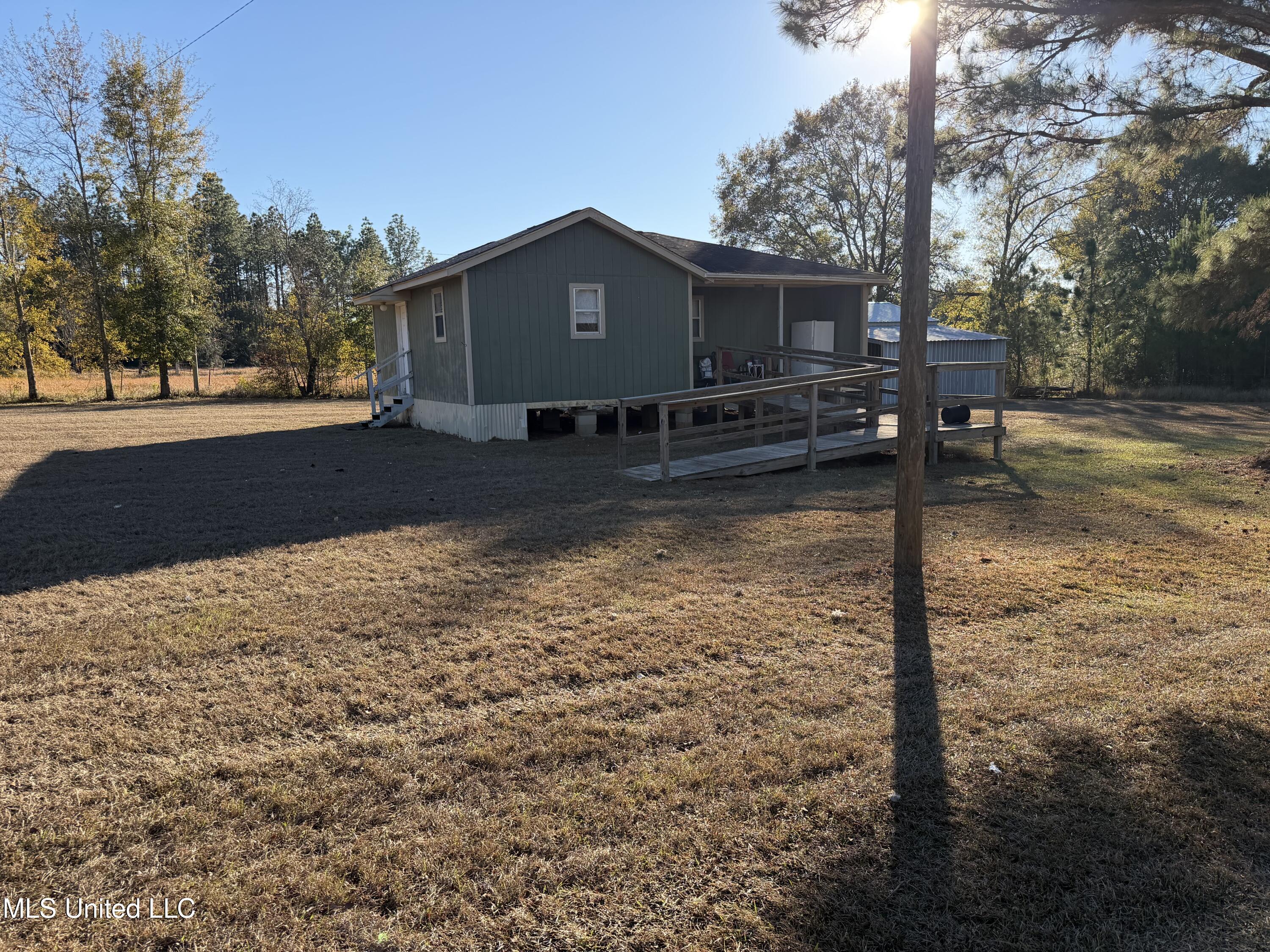 130 Jones Road Lucedale, MS 39452 - Photo 3 of 25 IMG_6366