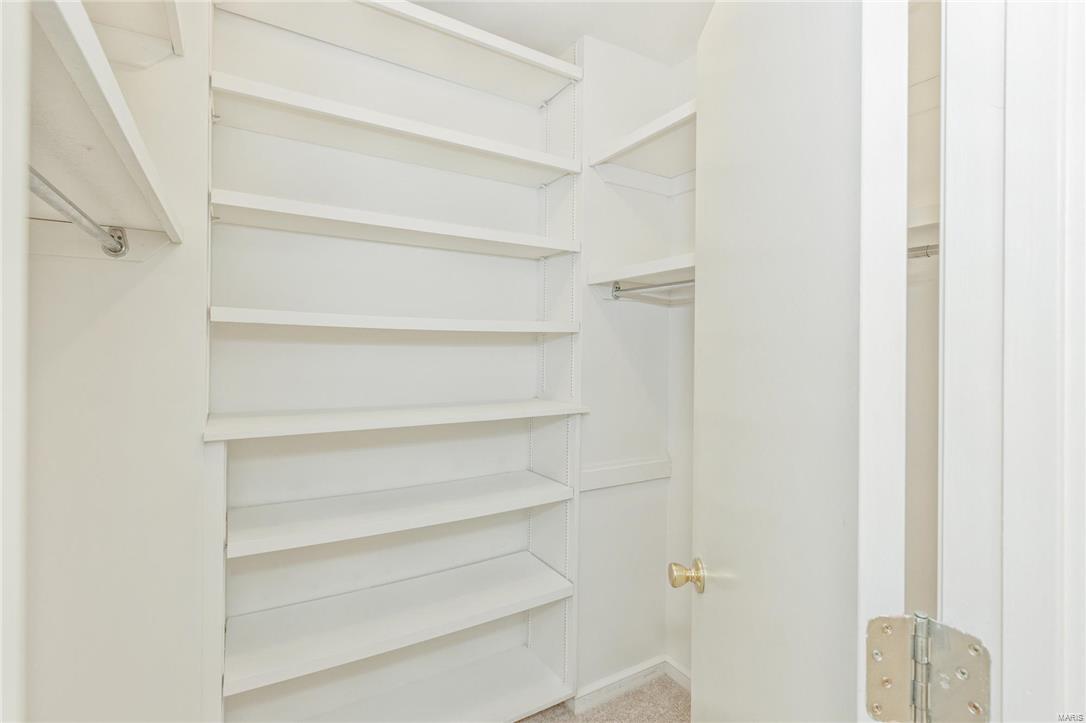 710 South Hanley Road, Unit 16D Clayton, MO 63105 - Photo 19 of 41 Gallery Image 19