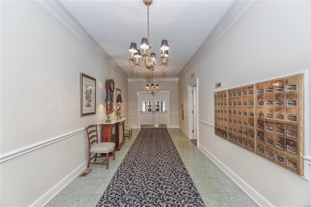 710 South Hanley Road, Unit 16D Clayton, MO 63105 - Photo 24 of 41 Gallery Image 24