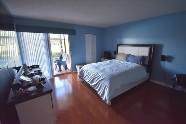 $2,000 | 4301 Martinique Circle, Unit K1, Coconut Creek, FL 33066