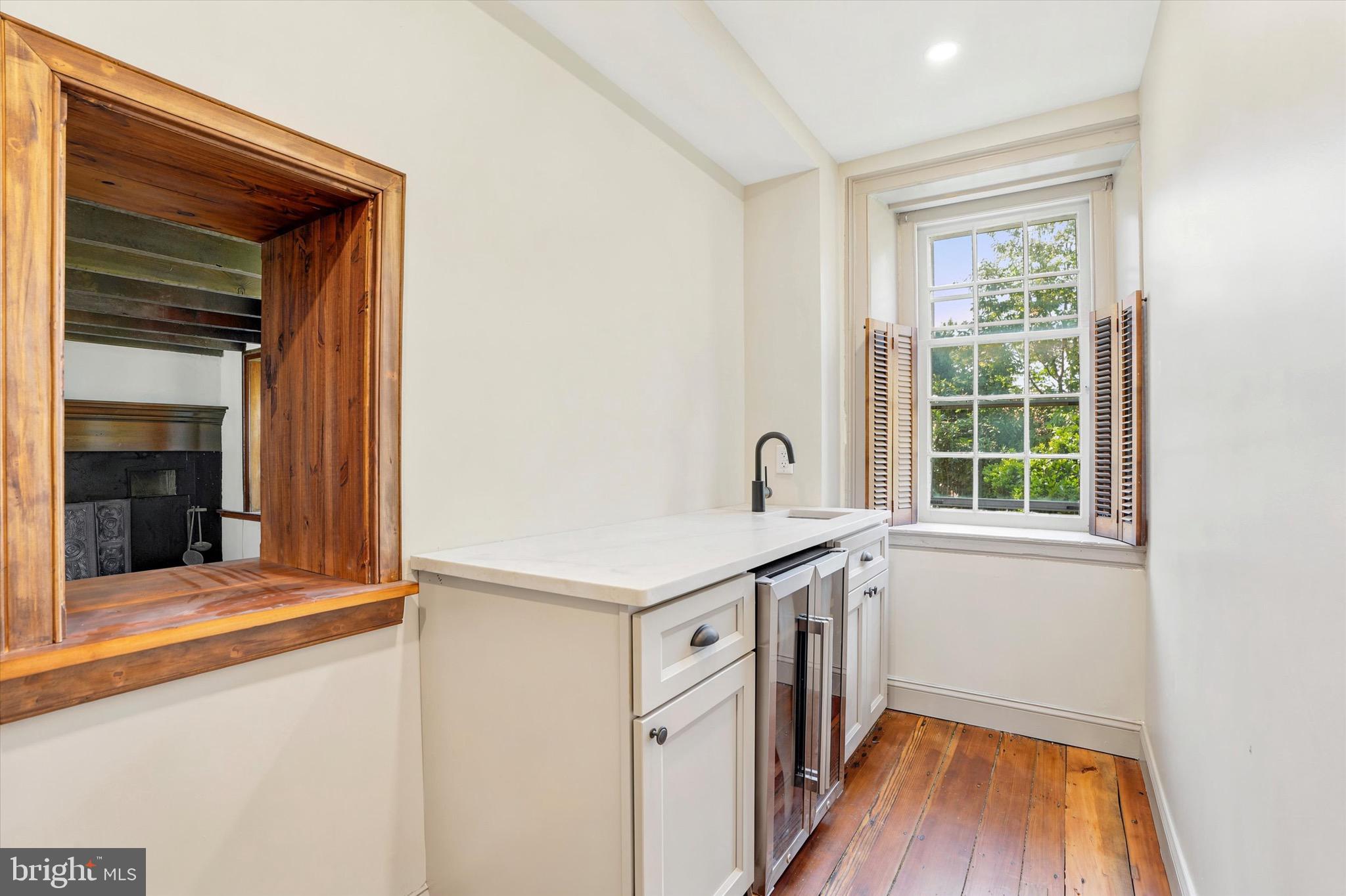 500 East Mill Road Flourtown, PA 19031 - Photo 24 of 54 Wet Bar