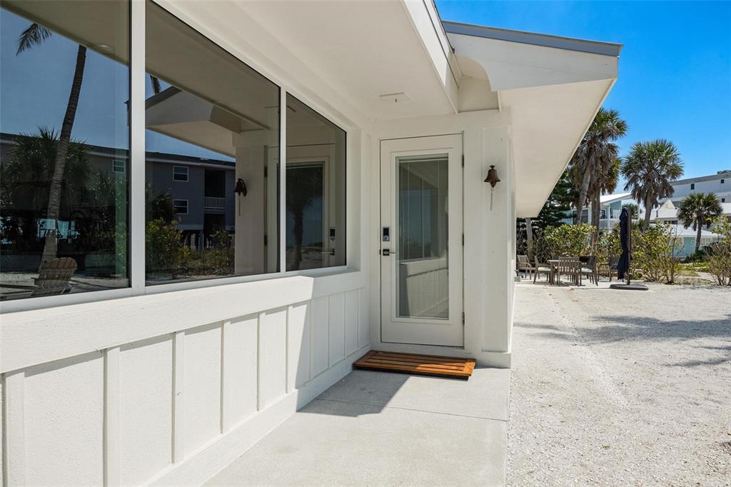 2740 North Beach Road, Unit B Englewood, FL 34223 - Photo 17 of 94