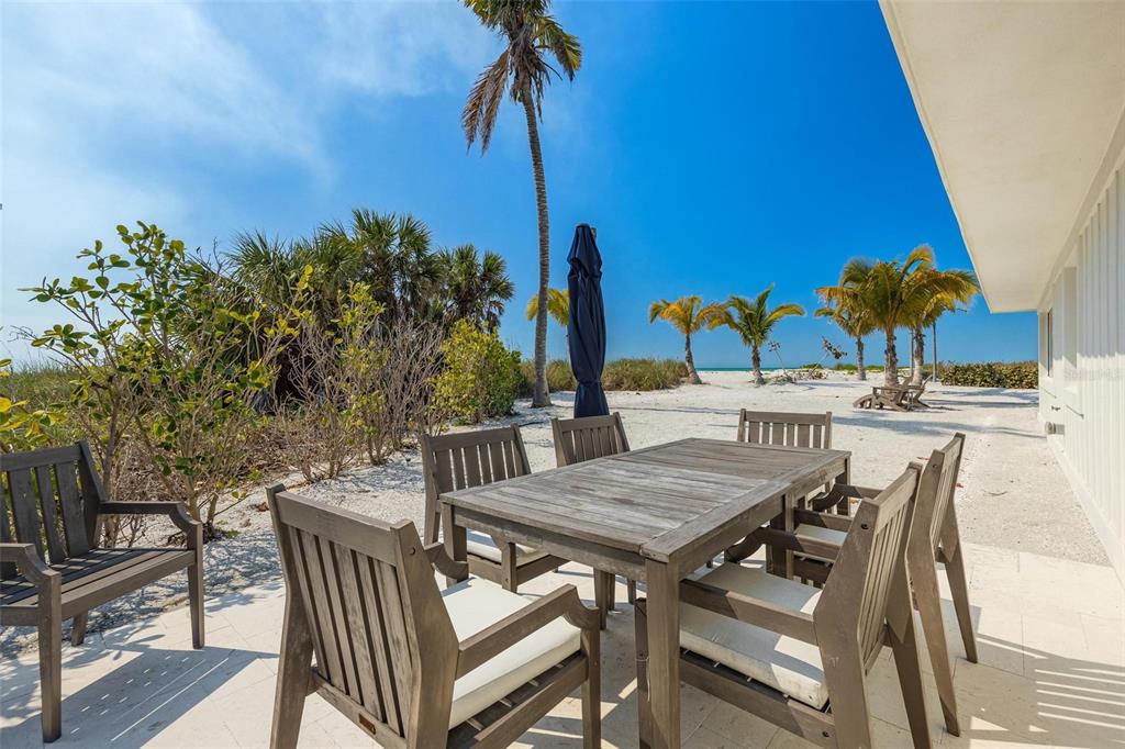 2740 North Beach Road, Unit B Englewood, FL 34223 - Photo 21 of 94