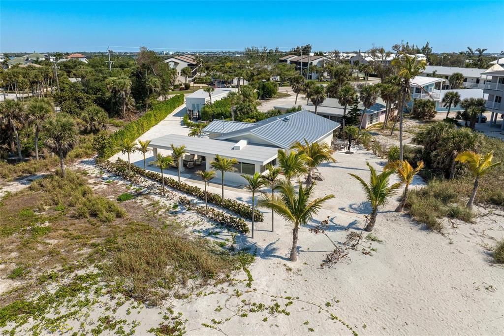 2740 North Beach Road, Unit B Englewood, FL 34223 - Photo 36 of 94