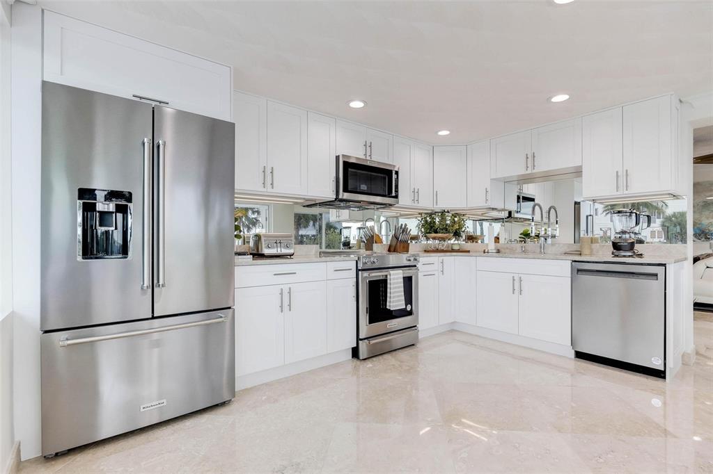 2740 North Beach Road, Unit B Englewood, FL 34223 - Photo 51 of 94