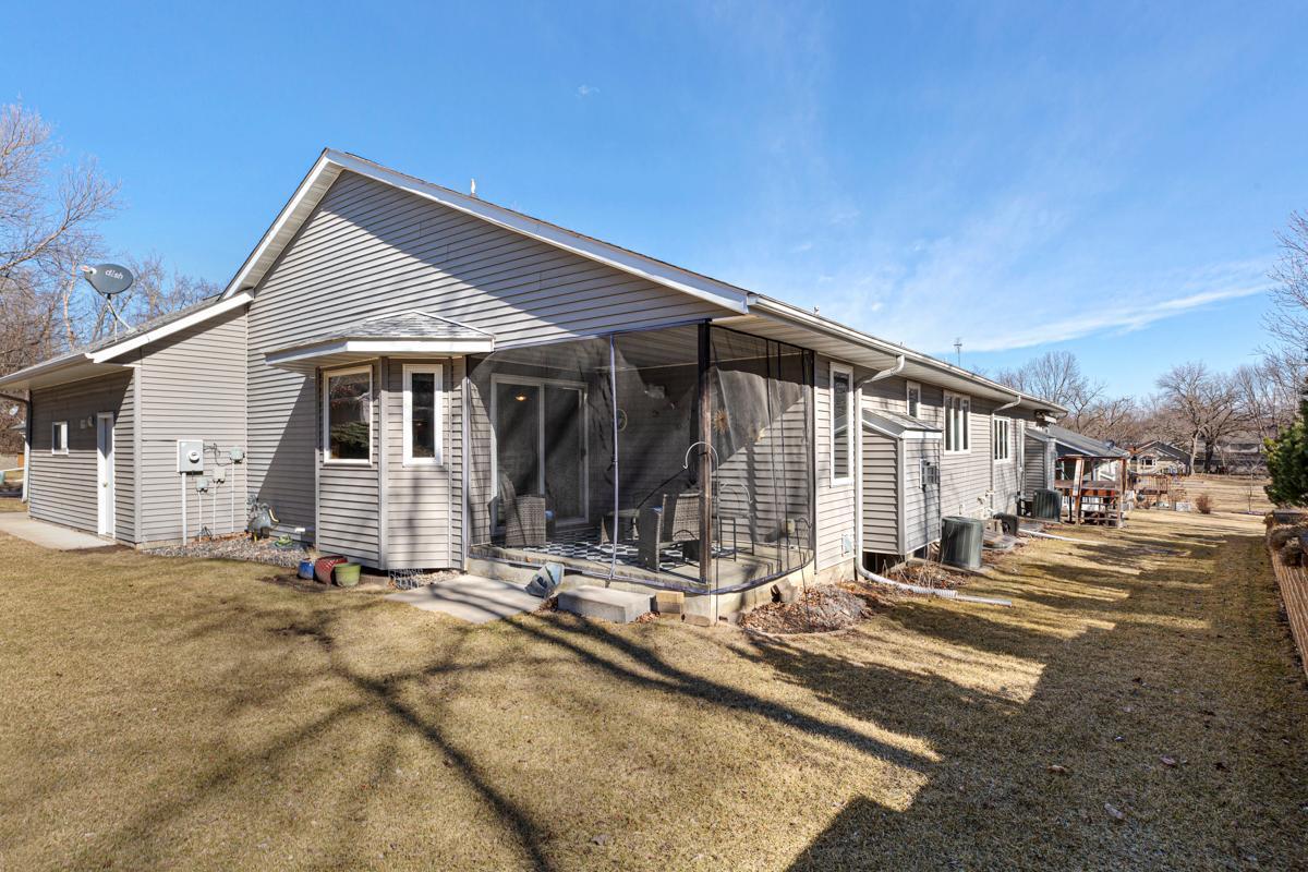 941 Rice Street Faribault, MN 55021 - Photo 11 of 57