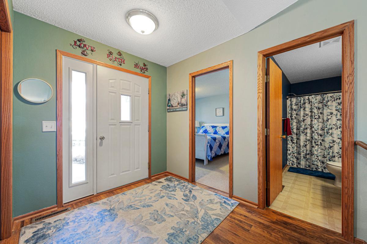 941 Rice Street Faribault, MN 55021 - Photo 14 of 57