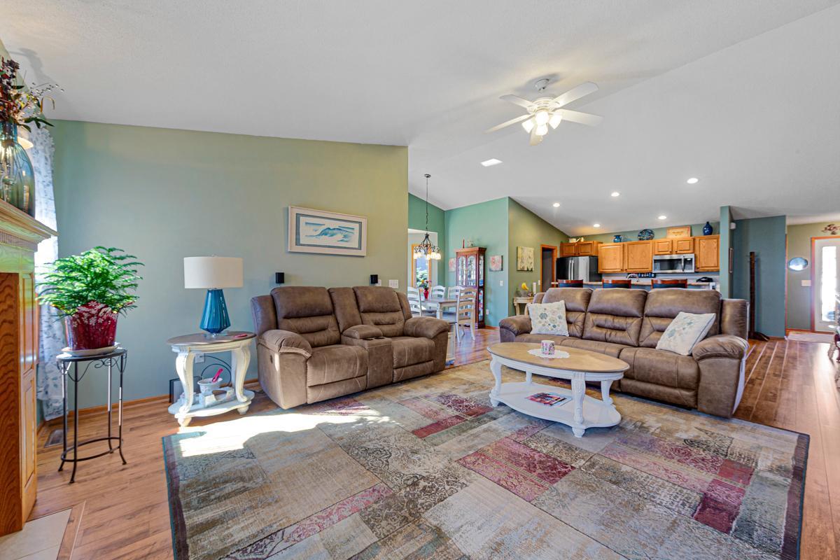 941 Rice Street Faribault, MN 55021 - Photo 15 of 57