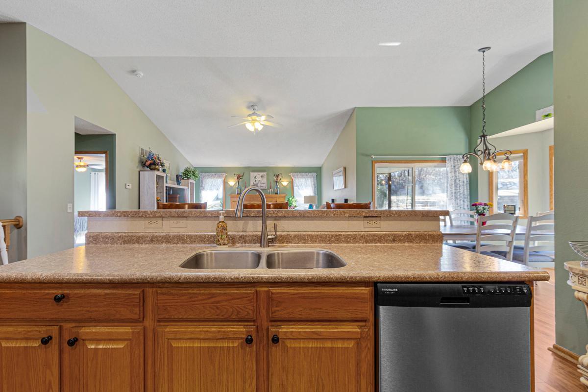 941 Rice Street Faribault, MN 55021 - Photo 24 of 57