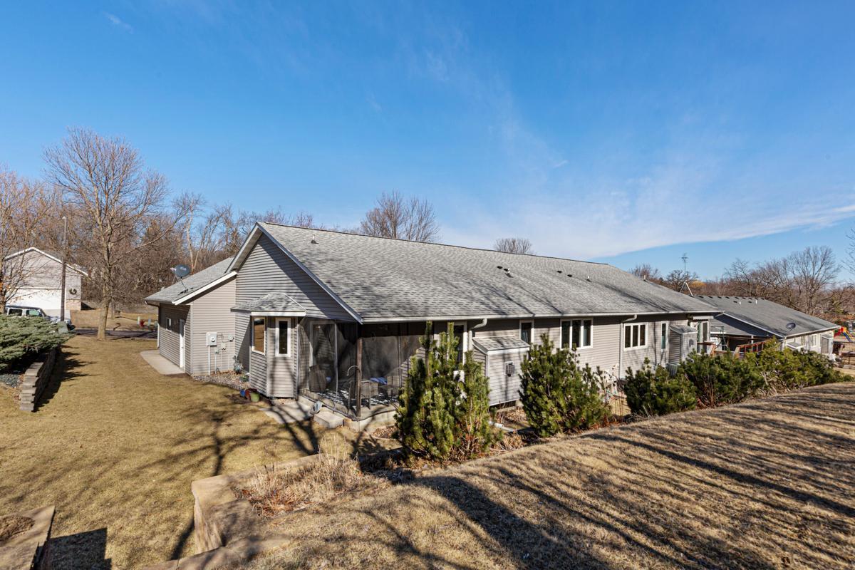 941 Rice Street Faribault, MN 55021 - Photo 8 of 57