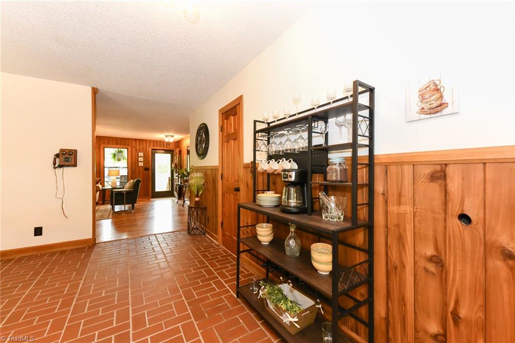 8202 Dennis Road Walnut Cove, NC 27052 - Photo 14 of 35 Kitchen