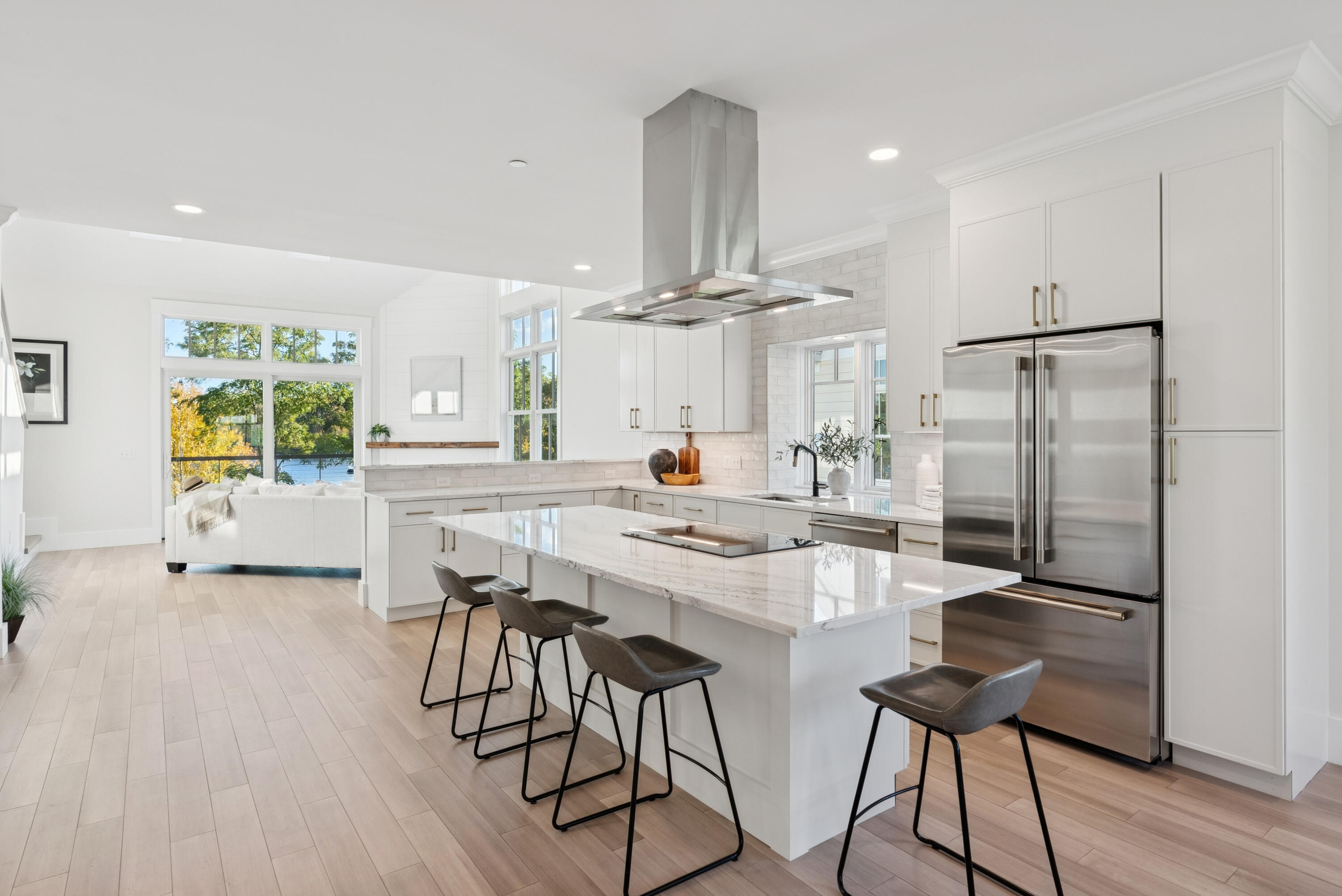 15 Isle Avenue, Unit 102 Saco, ME 04072 - Photo 11 of 68 Kitchen