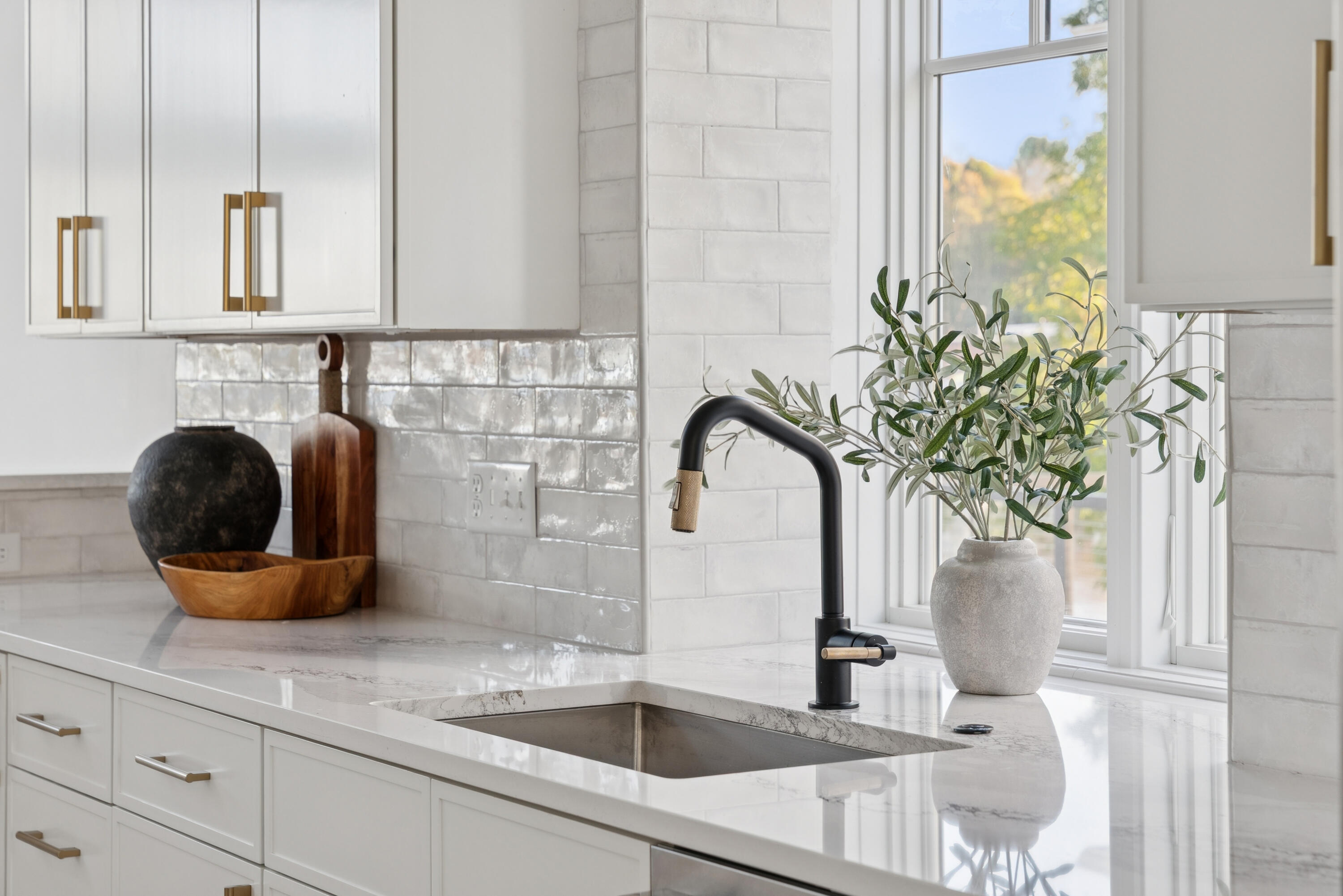 15 Isle Avenue, Unit 102 Saco, ME 04072 - Photo 17 of 68 Faucet & Window Sill