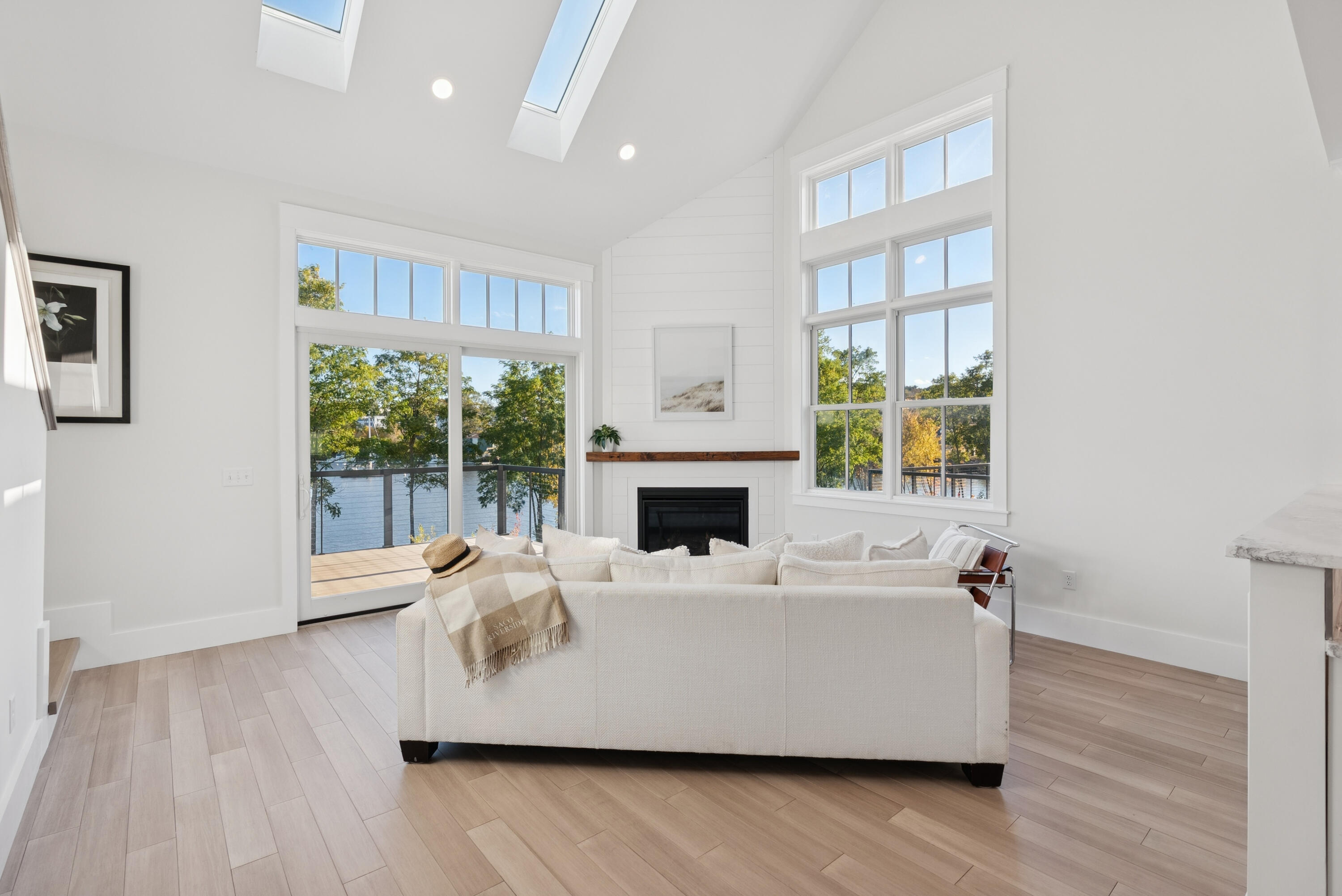 15 Isle Avenue, Unit 102 Saco, ME 04072 - Photo 19 of 68 Cathedral Living Room