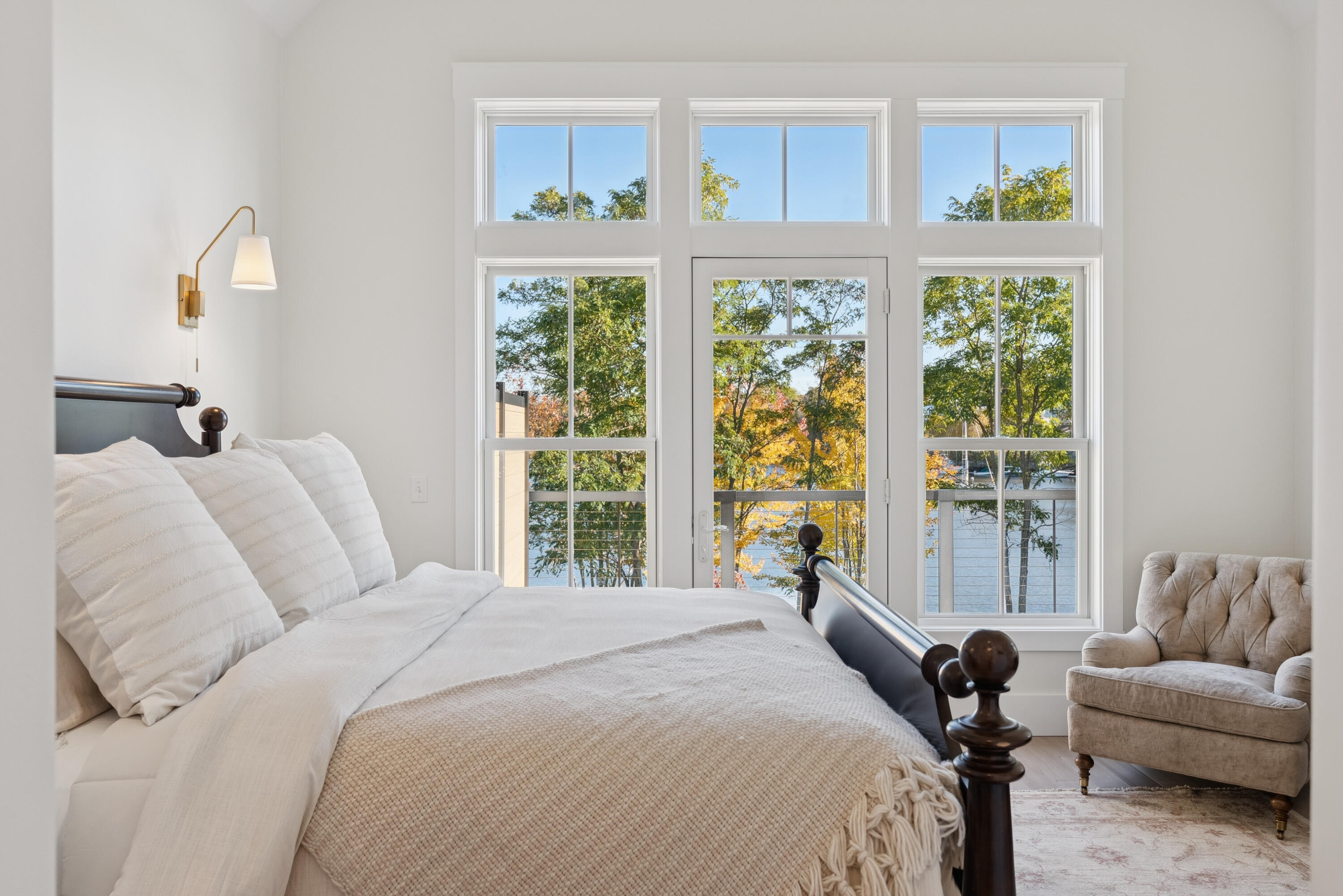 15 Isle Avenue, Unit 102 Saco, ME 04072 - Photo 29 of 68 Primary Suite