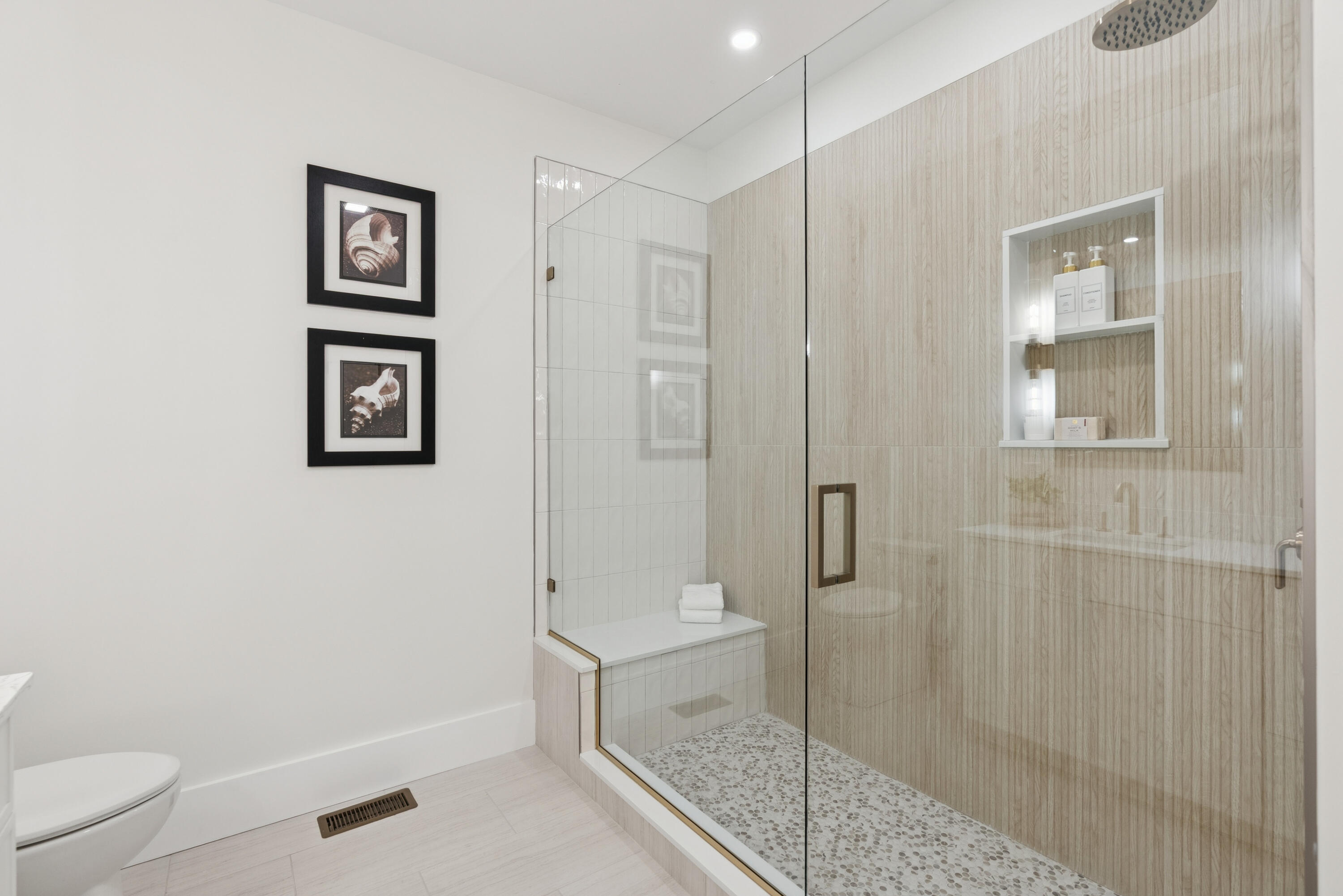 15 Isle Avenue, Unit 102 Saco, ME 04072 - Photo 33 of 68 Shower