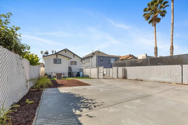 $968,000 | 1237 Ashby Avenue, Berkeley, CA 94702