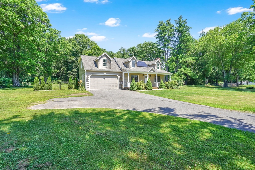 156 Hampden Road East Longmeadow, MA 01028 - Photo 4 of 37