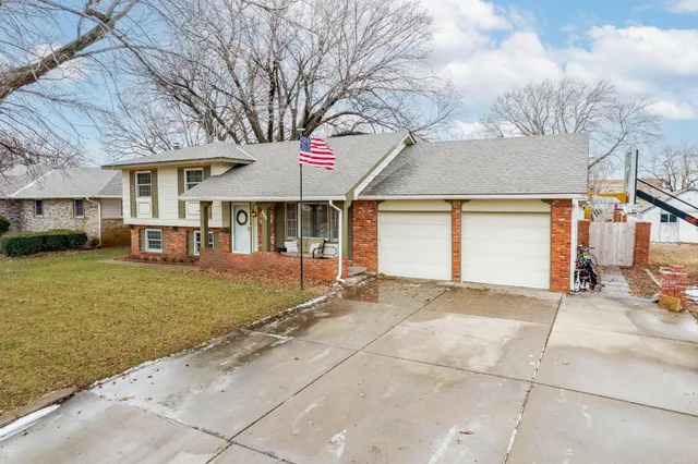 $210,000 | 413 North Madison Avenue, Sedgwick, KS 67135