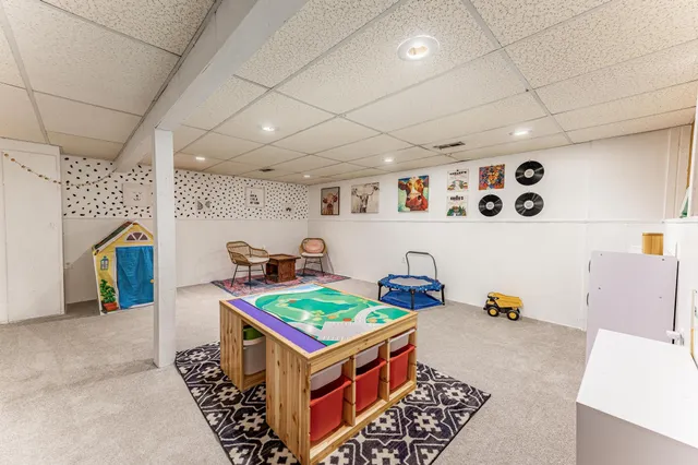 $210,000 | 413 North Madison Avenue, Sedgwick, KS 67135