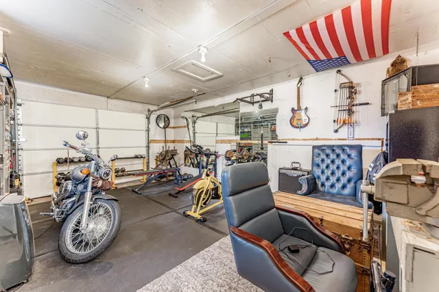 $210,000 | 413 North Madison Avenue, Sedgwick, KS 67135