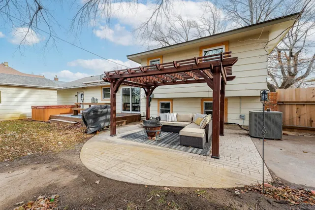 $210,000 | 413 North Madison Avenue, Sedgwick, KS 67135